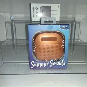 Bluetooth mini speakers